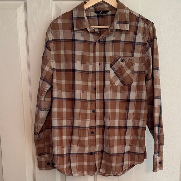 Alpine Design Tan and Brown Plaid Button Down Shirt - Picture 1 of 4